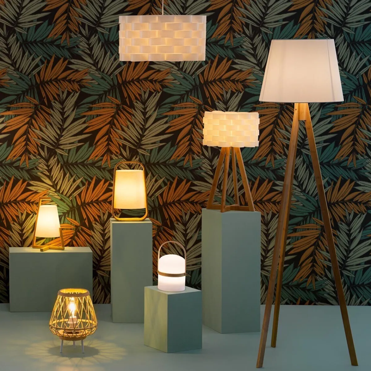 Atmosphera Lampadaires Trépieds*Lampadaire trépied "Bahi" Doré