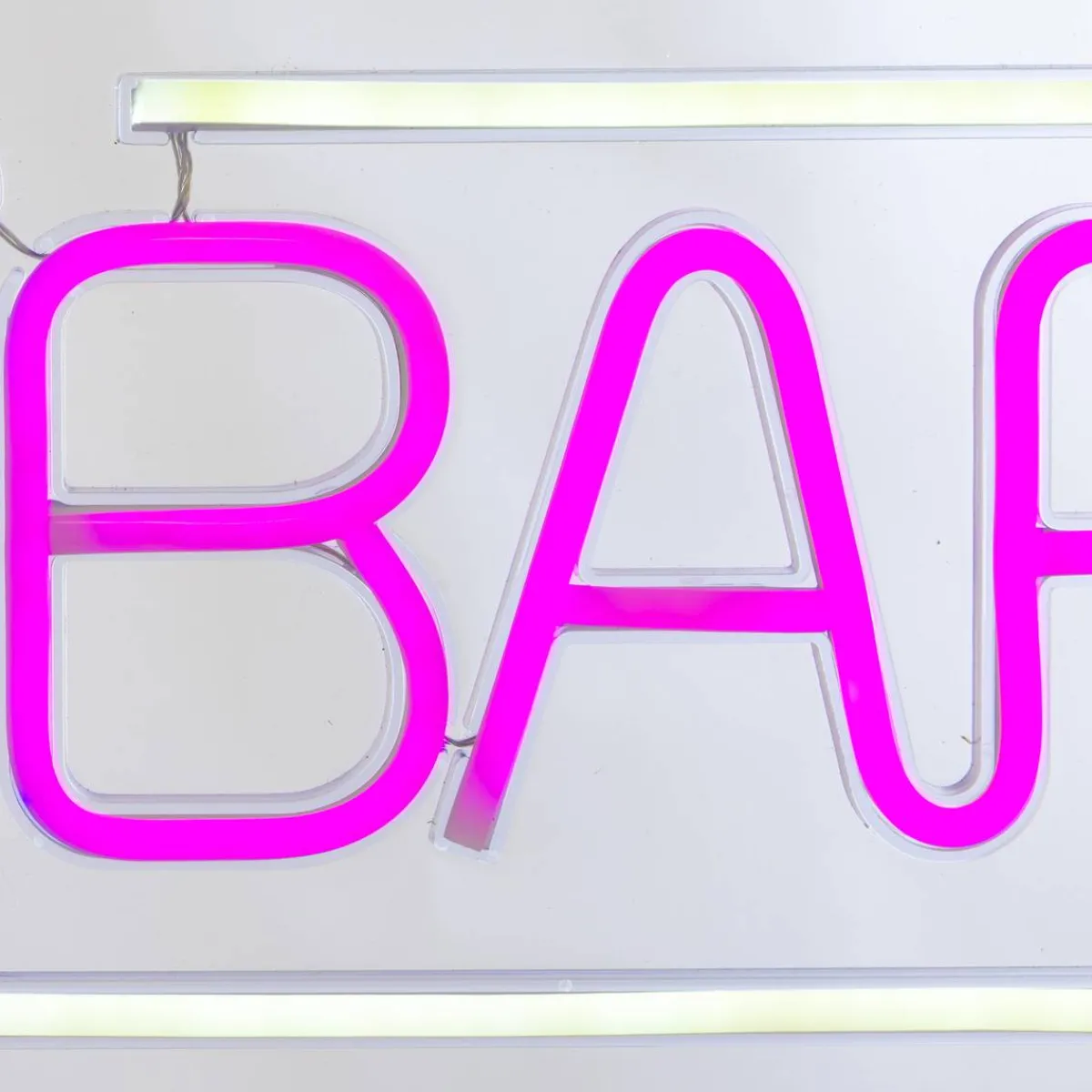 Atmosphera Guirlandes, Boîtes Lumineuses*Néon mural LED "Bar" Beige