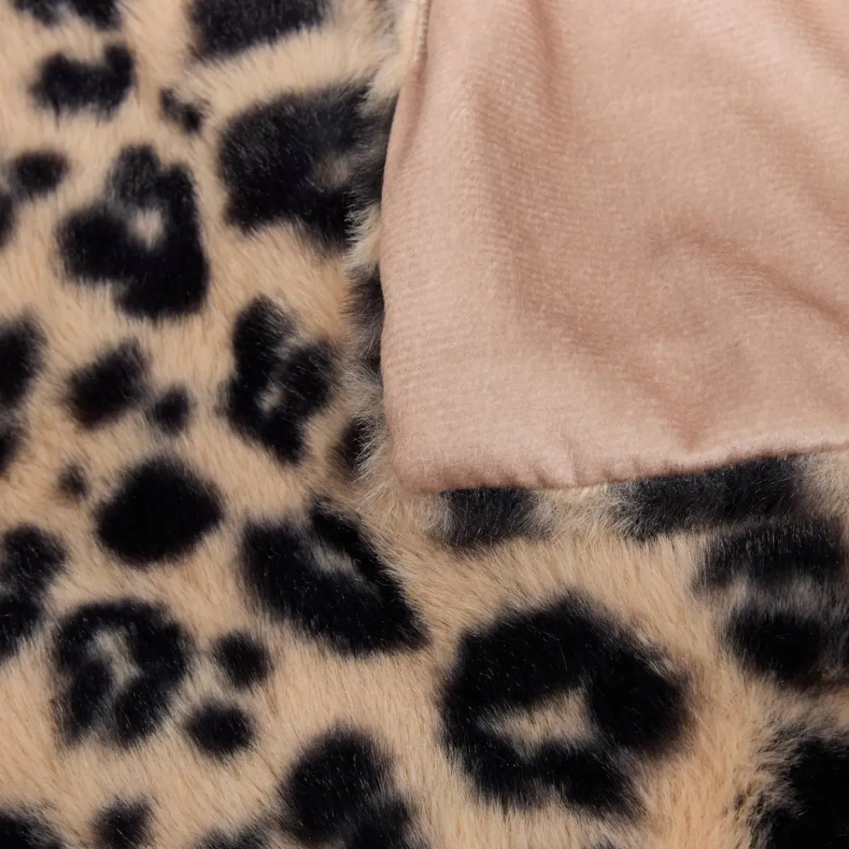 Atmosphera Plaids Fausse Fourrure*Plaid fausse fourrure imprimé "Orana" Blanc